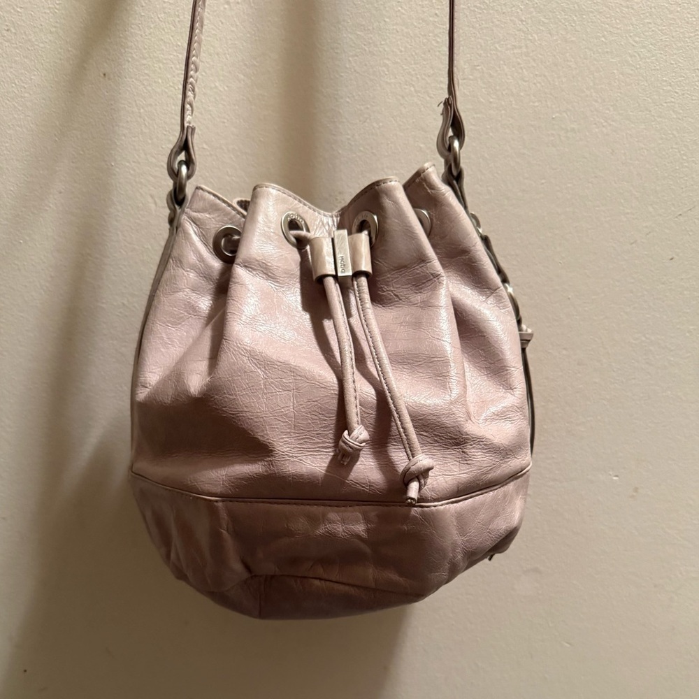 HOBO Tulia Drawstring Gray Crossbody Bucketbag